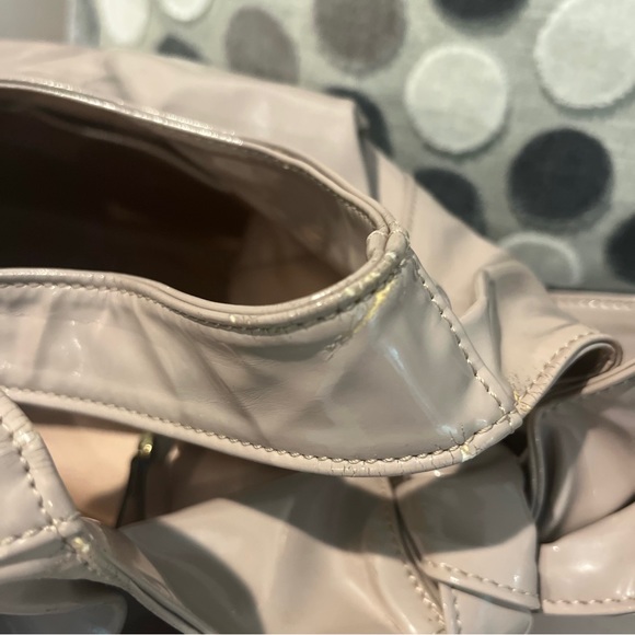 VALENTINO Nuage Patent Leather Bow Bag - Nude - Picture 2 of 6